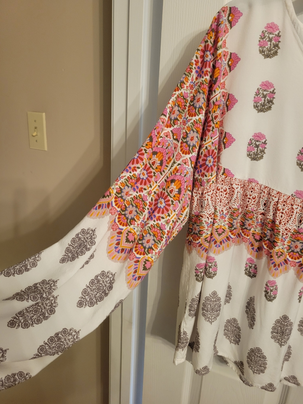 Boho Floral Print V-Neck Peasant Blouse - White with Pink & Orange - Picture 3 of 5